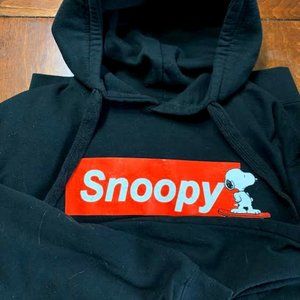 Peanuts/ Snoopy-Mens Hoodie/Sweatshirt-Size Medium